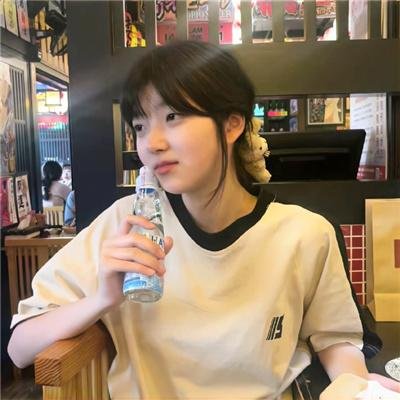高三女生部落格